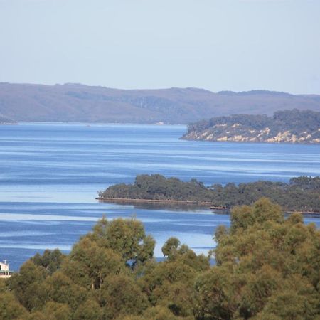 Harbour Lookout Villa Strahan Eksteriør bilde