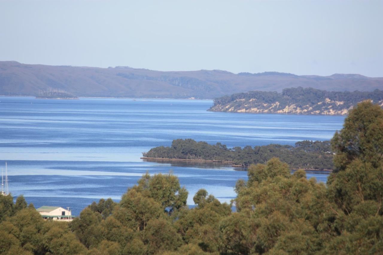 Harbour Lookout Villa Strahan Eksteriør bilde